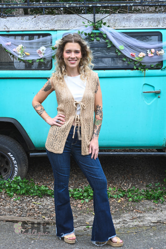 Knitted Up Vest Oatmeal - She Chester