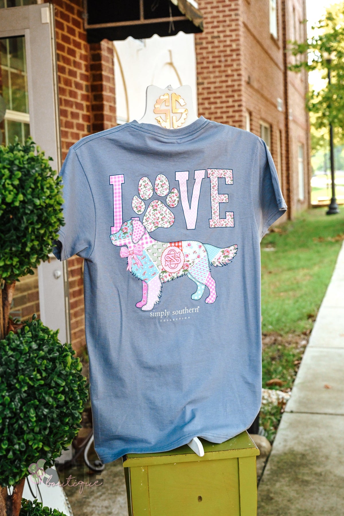 Love Dog Patwork Tee - She Chester