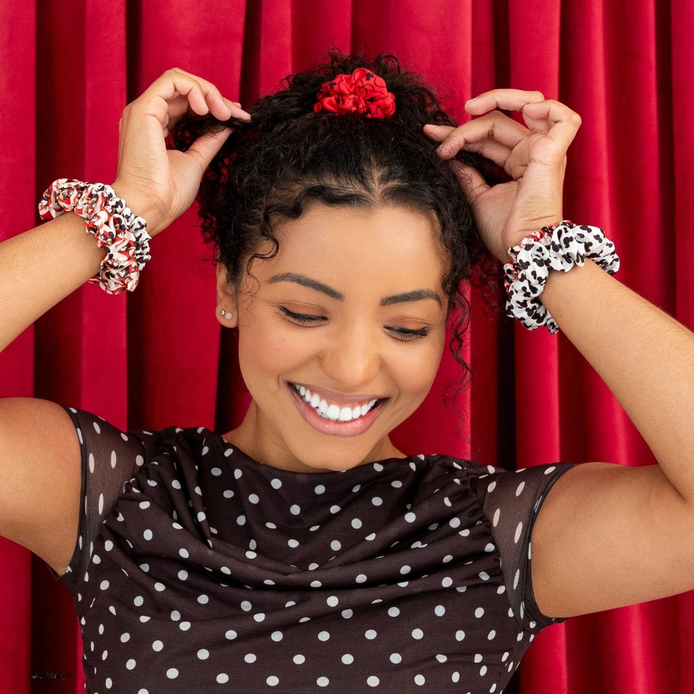 Mickey Mouse Small Silk Scrunchies - She Chester