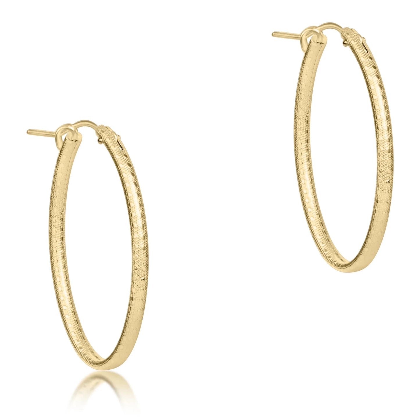 oval gold 1" hoop - textured - She Chester