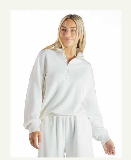 Pearl Scallop SS Pullover - She Chester
