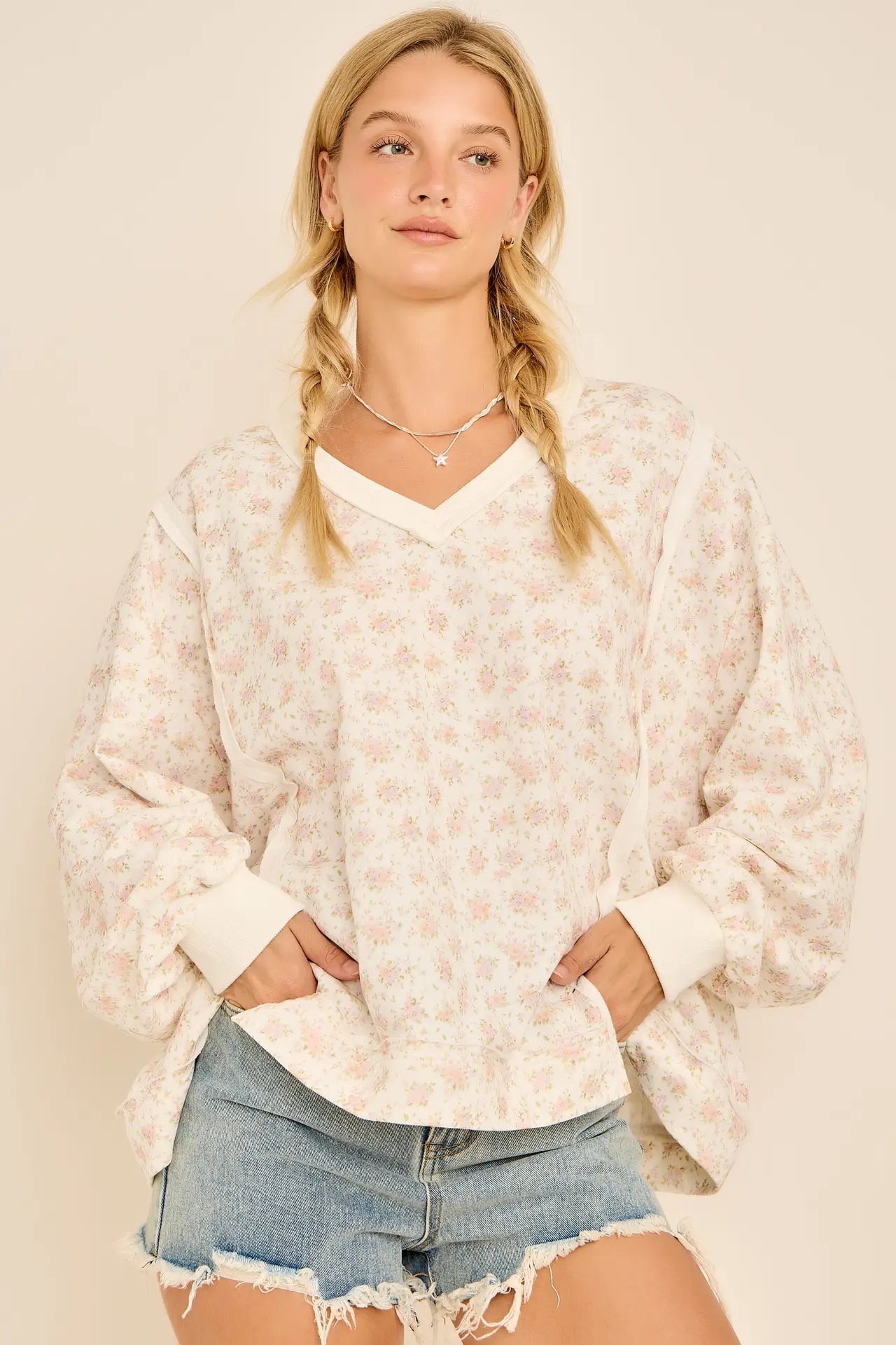 Peyton Floral Pullover - She Chester