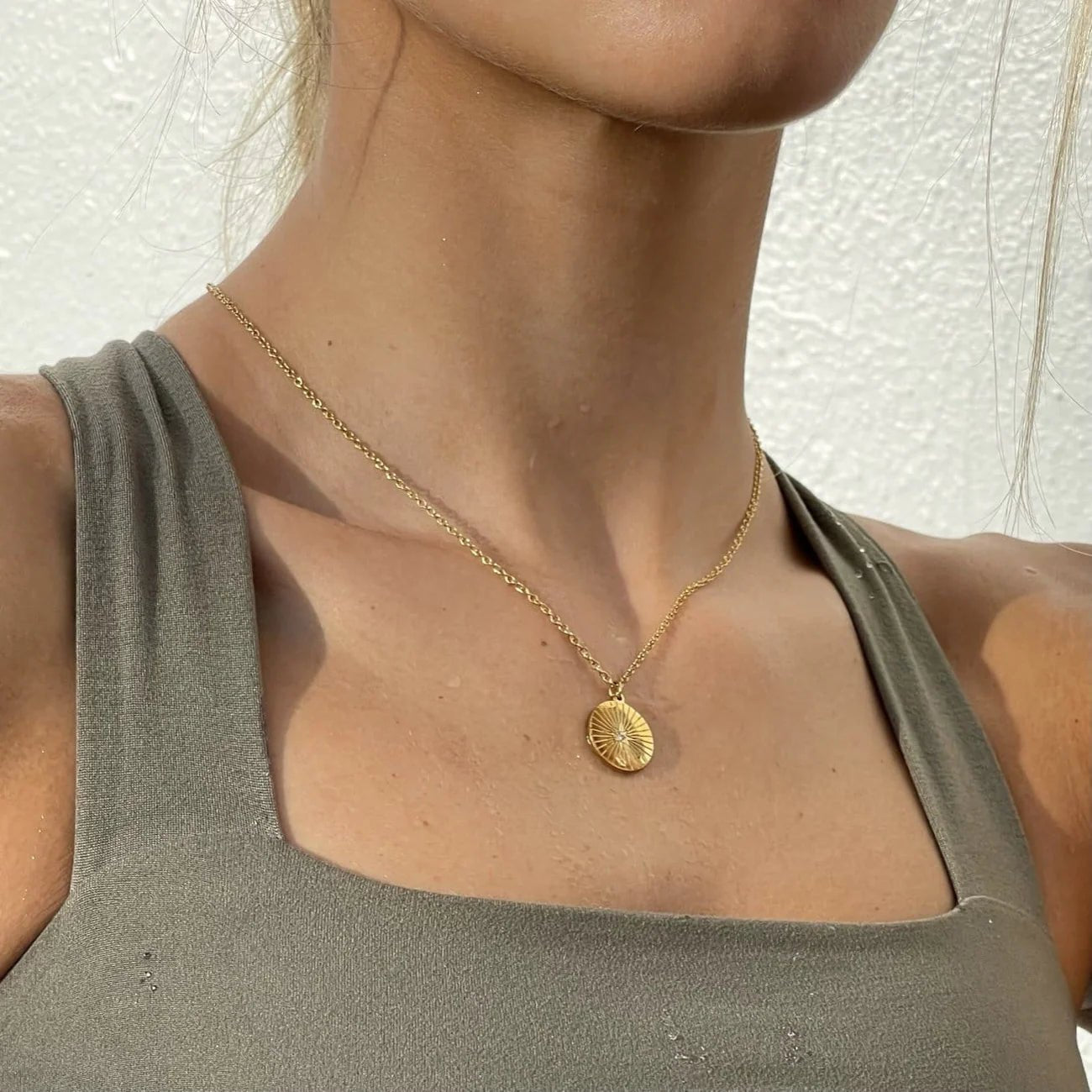 Rue Sunburst Disc Necklace Gold - She Chester