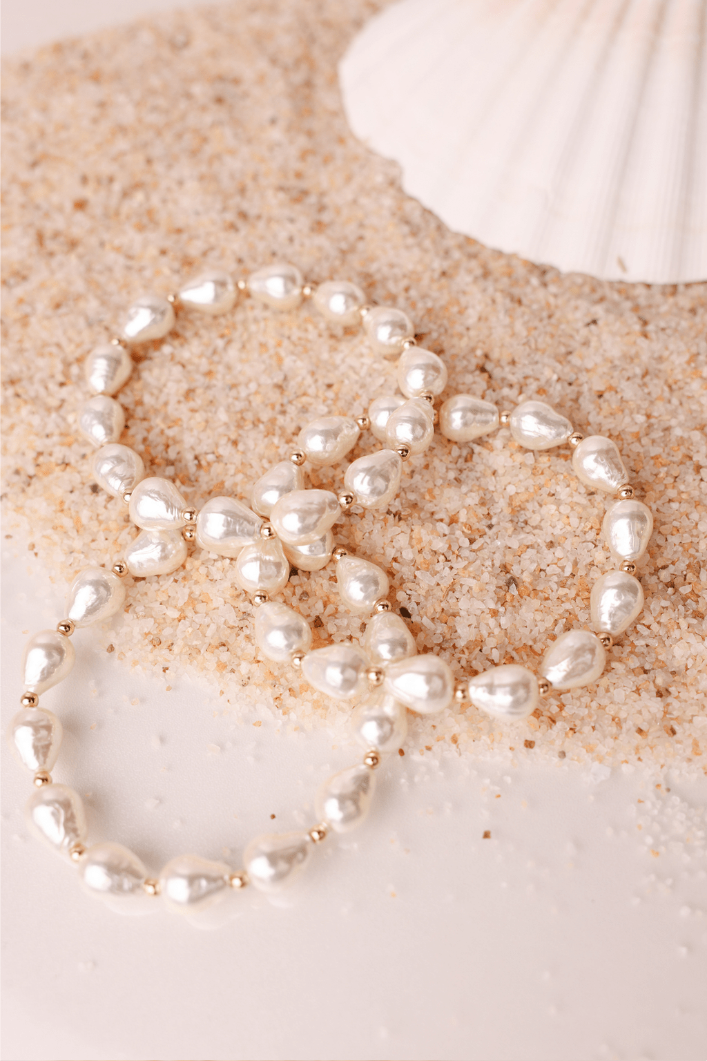 Saylor Pearl Bracelet in Gold: Standard 6.75 Inch - She Chester