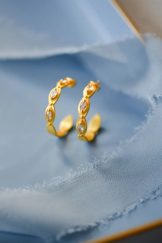 Sophie Hoops Cz - She Chester