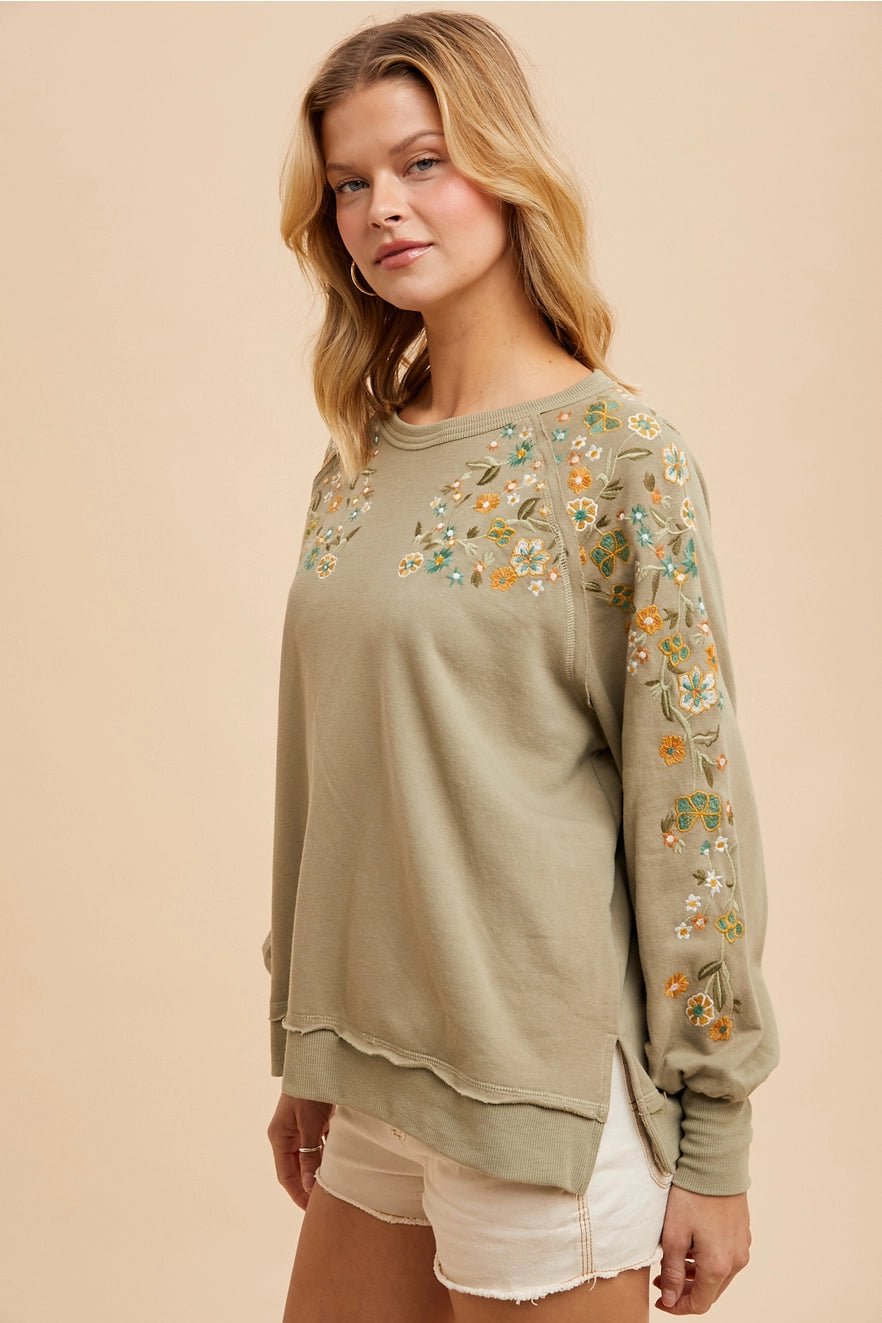 Sound of Music Pullover - She Chester