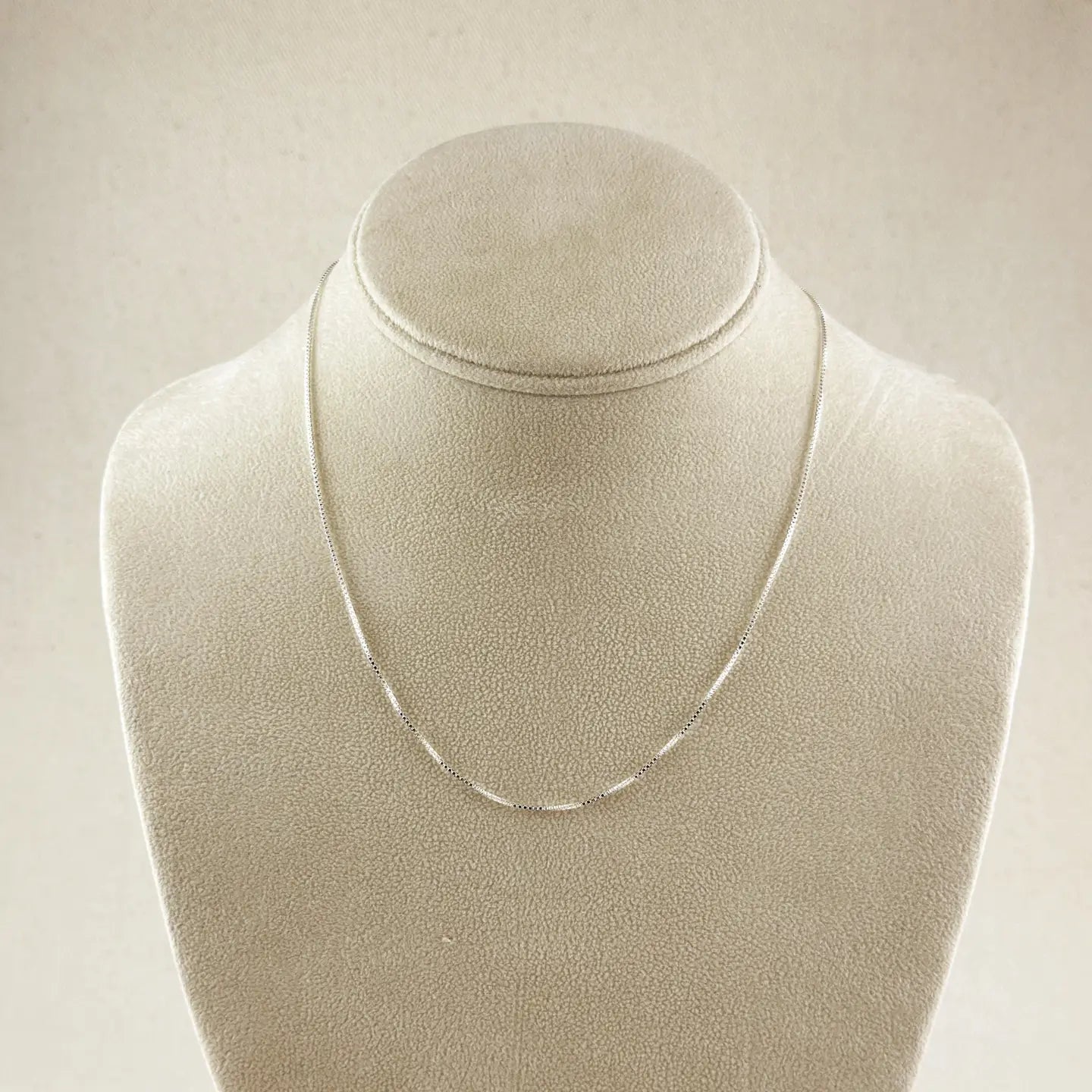 Sterling Silver Box Chain 0.8mm - She Chester