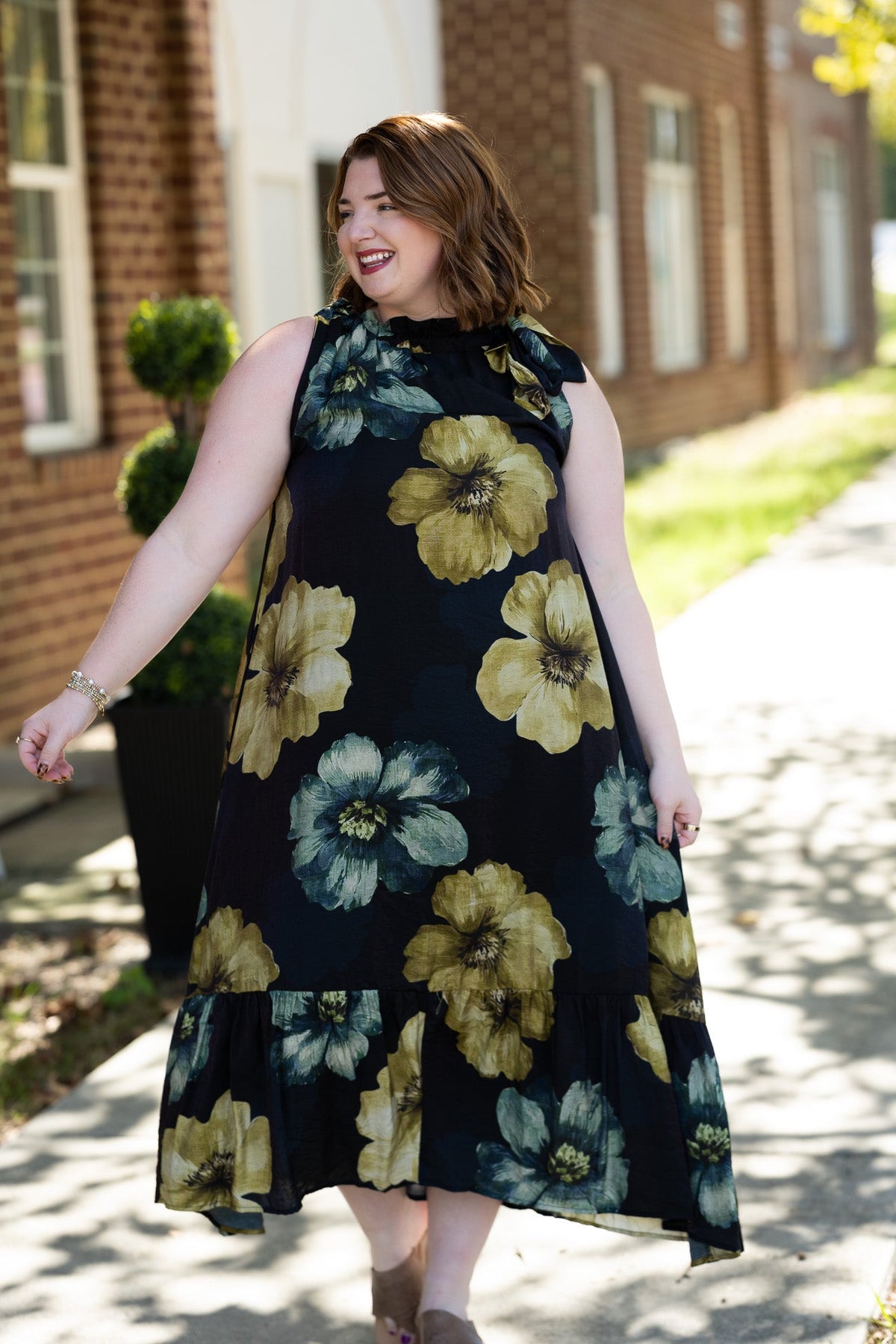 Sweet Escape Floral Maxi Dress - She Chester