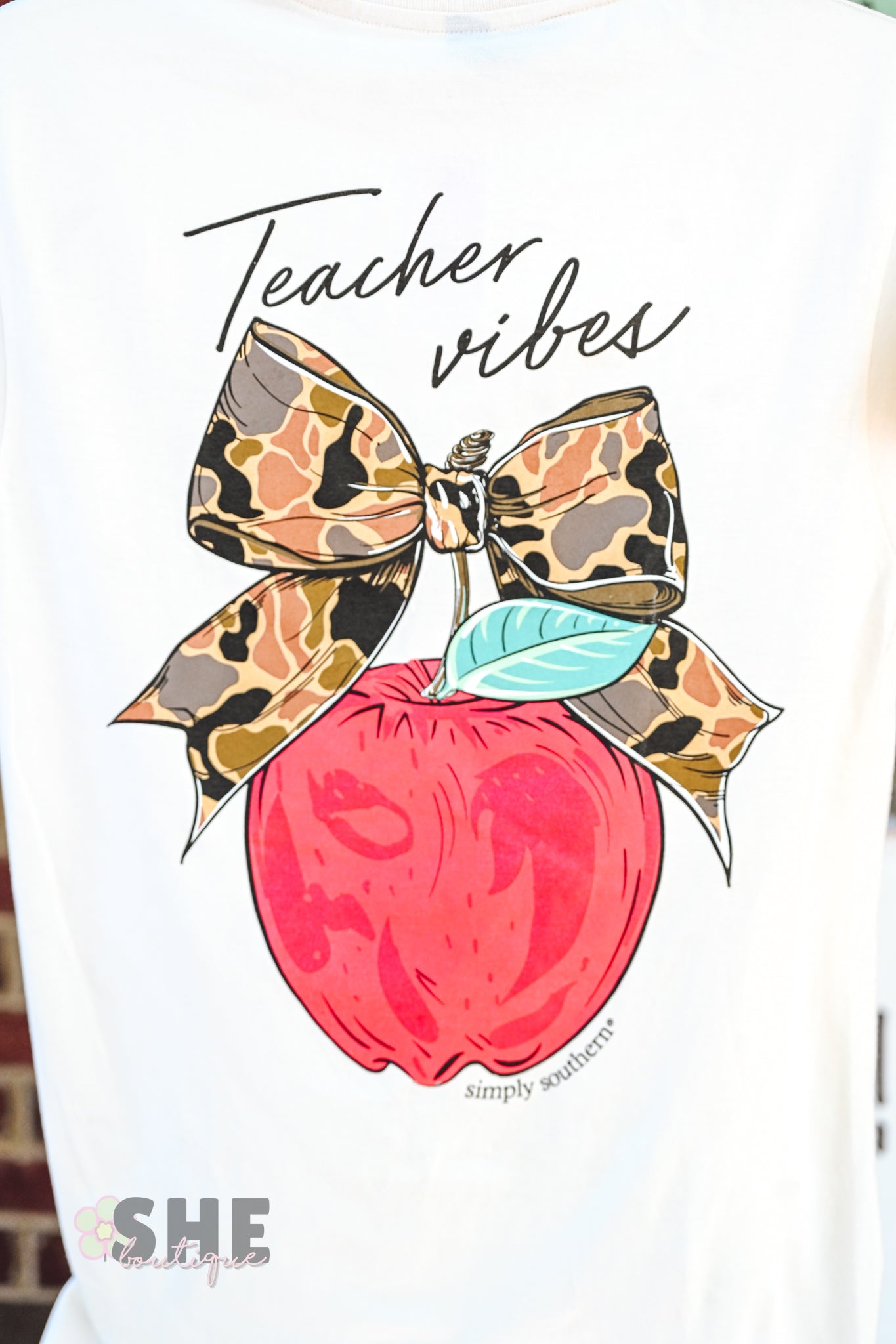 Teacher Vibes Camo Apple Tee - She Chester