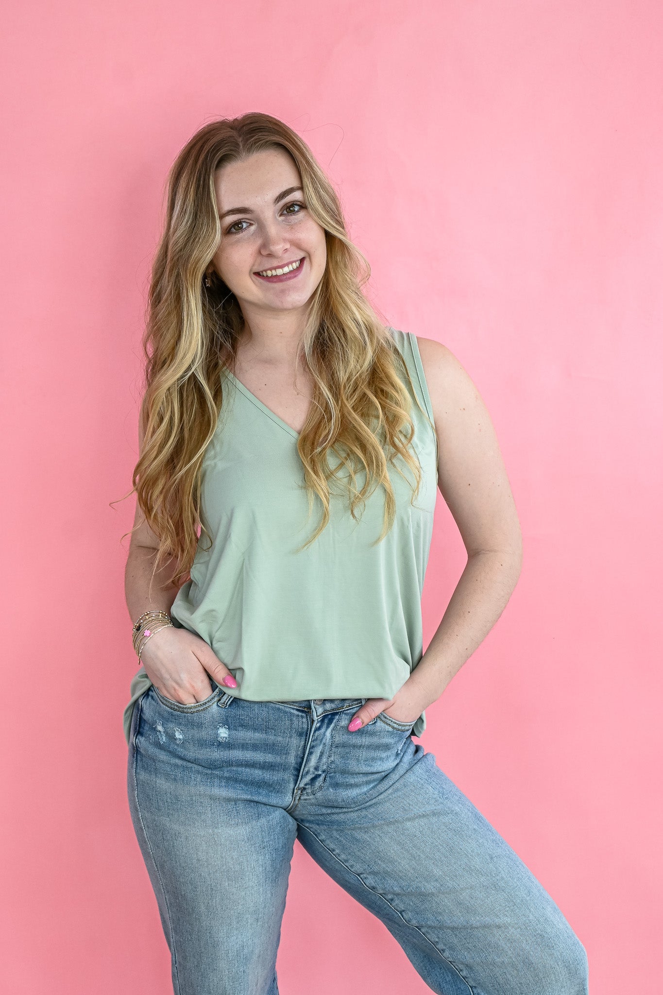 The Cloud Tank - Light Taupe - She Chester