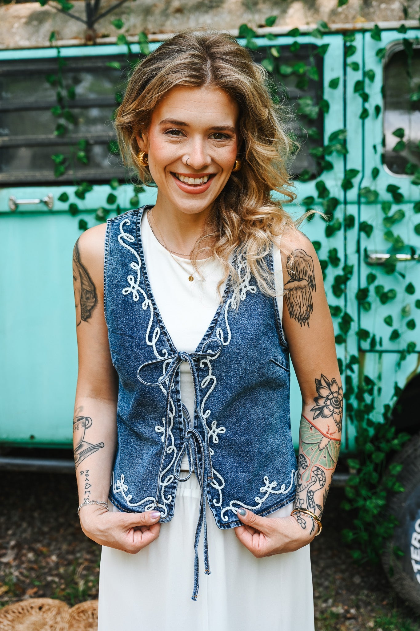 White Embroidered Denim Vest With Front Tie - She Chester