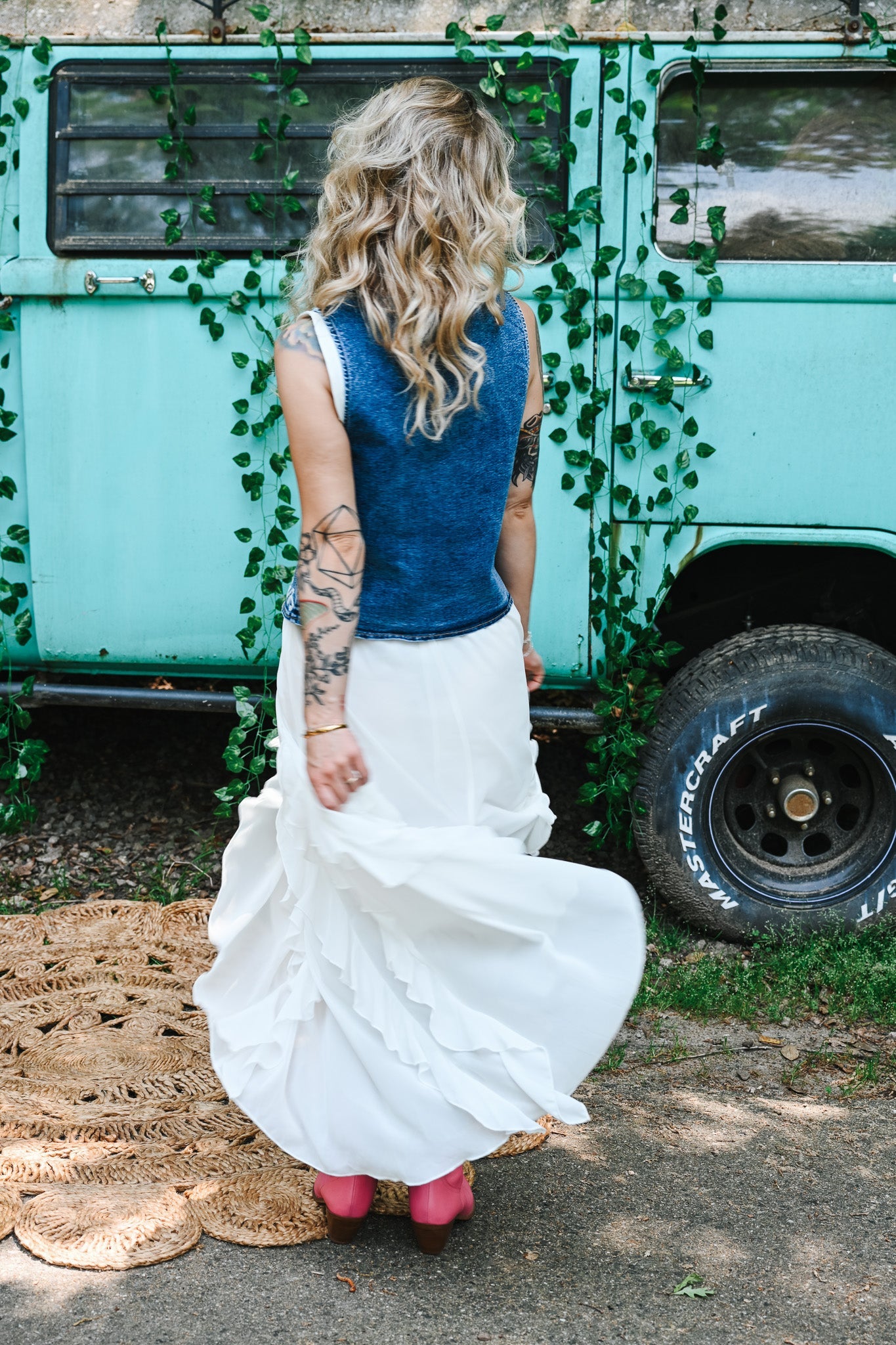 White Embroidered Denim Vest With Front Tie - She Chester