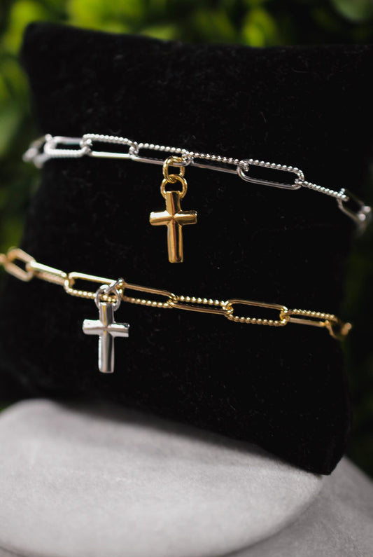 Diamante Charm Bracelet Cross Silver B5410 - R00P - She Chester