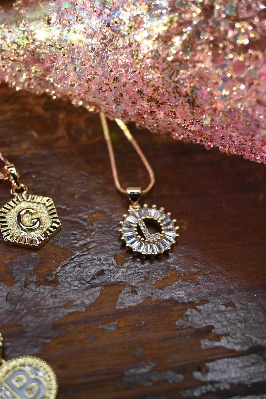 Gemelli Gold Circle Initial Necklace - She Chester