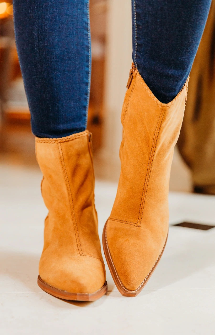 Arial Saddle Brown Boots