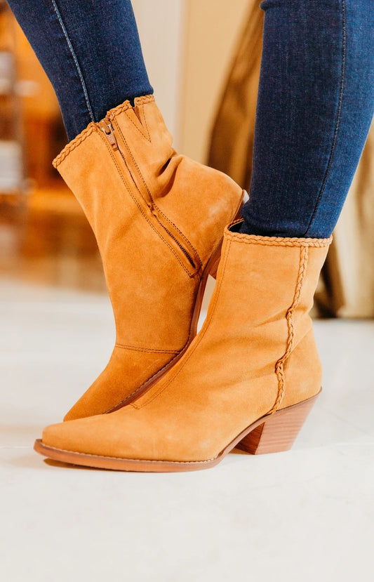 Arial Saddle Brown Boots - FINAL SALE