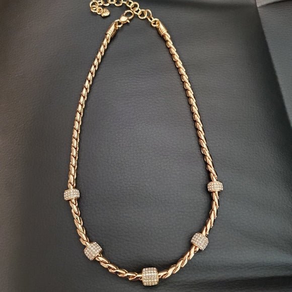 Meridian All Gold Necklace - JN3481 - She Chester