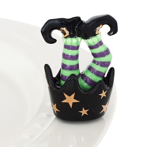 New Witch Feet Mini - She Chester