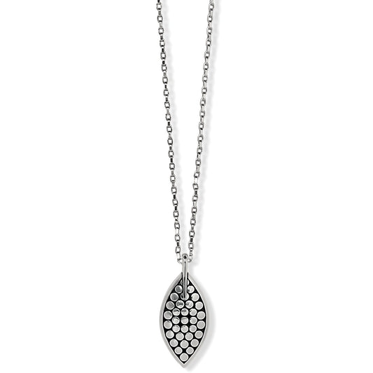 Pebble Leaf Necklace - JM7301 - She Chester
